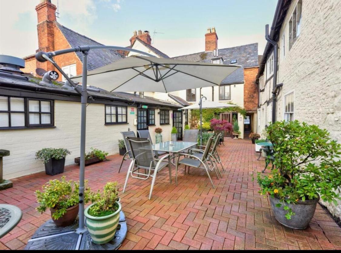 Sebastians Hotel Oswestry Luaran gambar