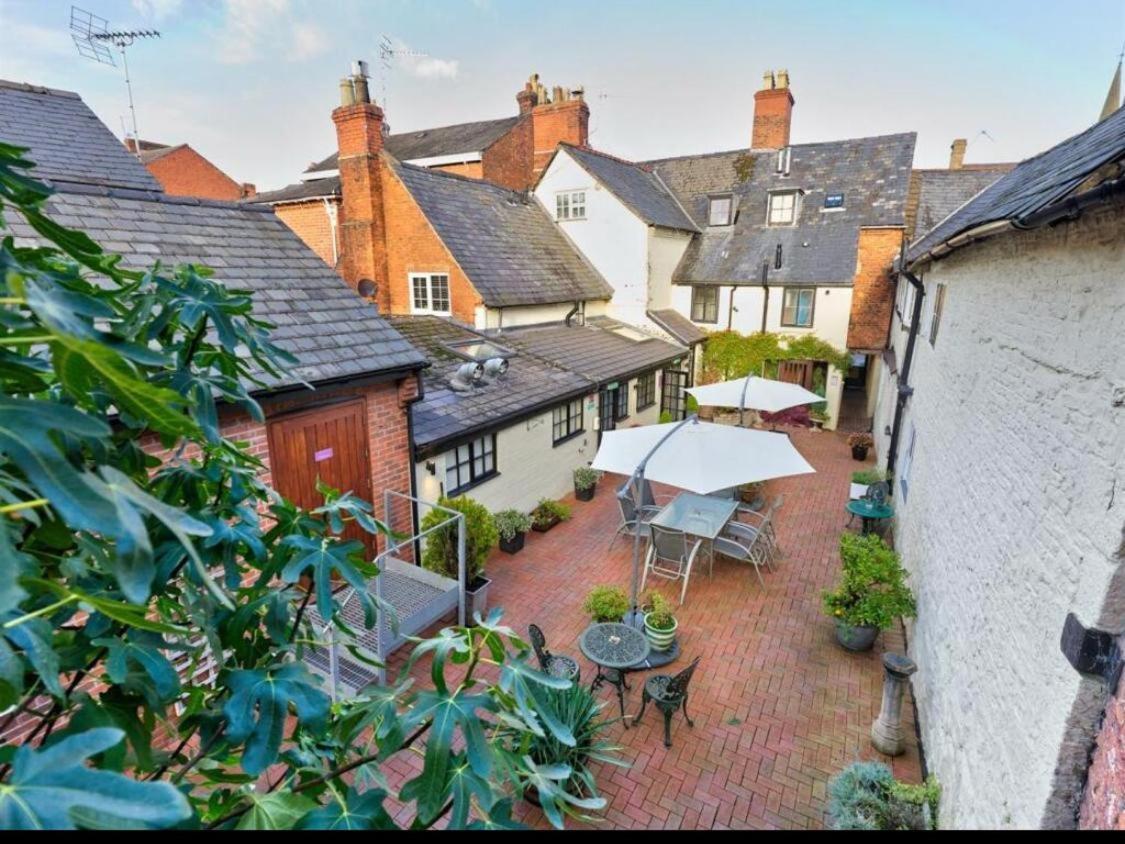 Sebastians Hotel Oswestry Luaran gambar